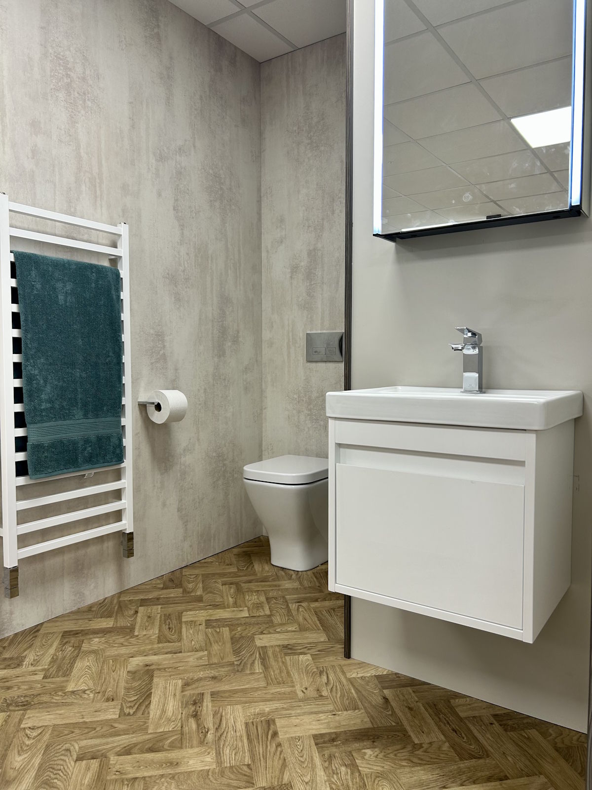Showroom Mobile - 5